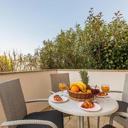 Panoramic In Near Pula Town Centre Apartment