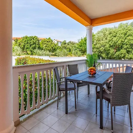 Panoramic In Near Pula Town Centre Apartment *