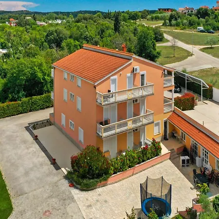 Apartman Panoramic In Near Pula Town Centre *