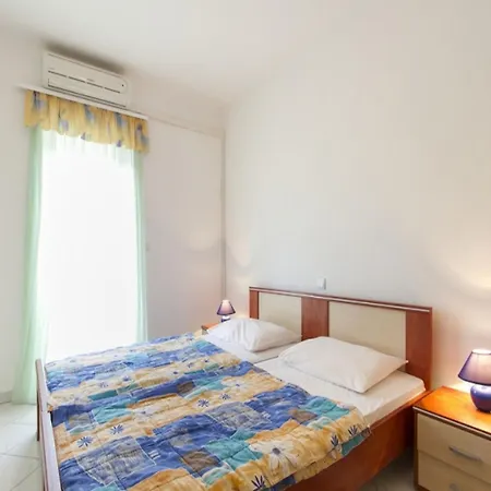 Panoramic In Near Pula Town Centre Apartman *