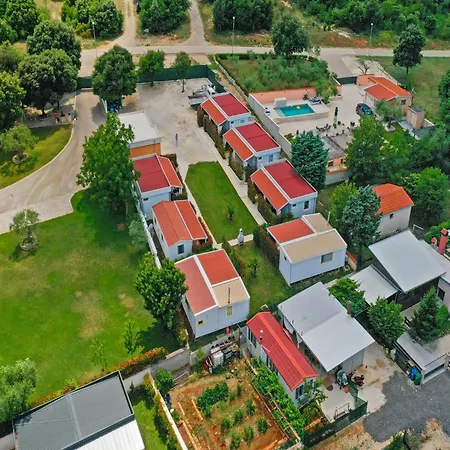 Panoramic In Near Pula Town Centre Apartman *